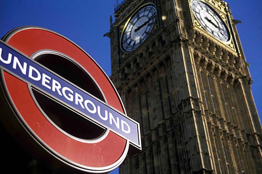 Big Ben a metro, Londýn, Anglie