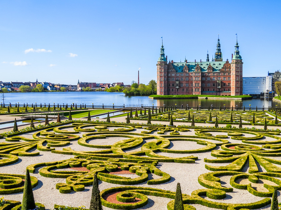 Dansko Hillerod, Park and Palace Frederiksborg Slot