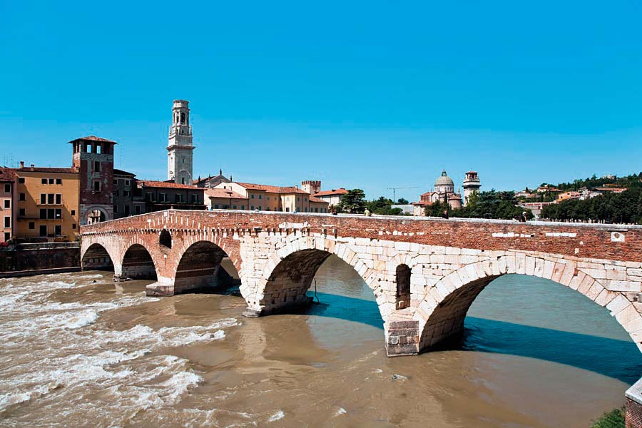 Most ve Veroně, Itálie